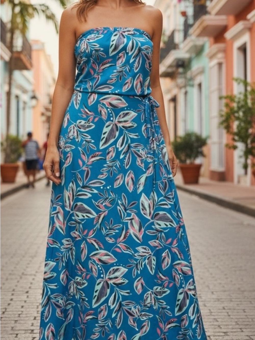 WinWin Blue Floral Strapless Maxi Dress
